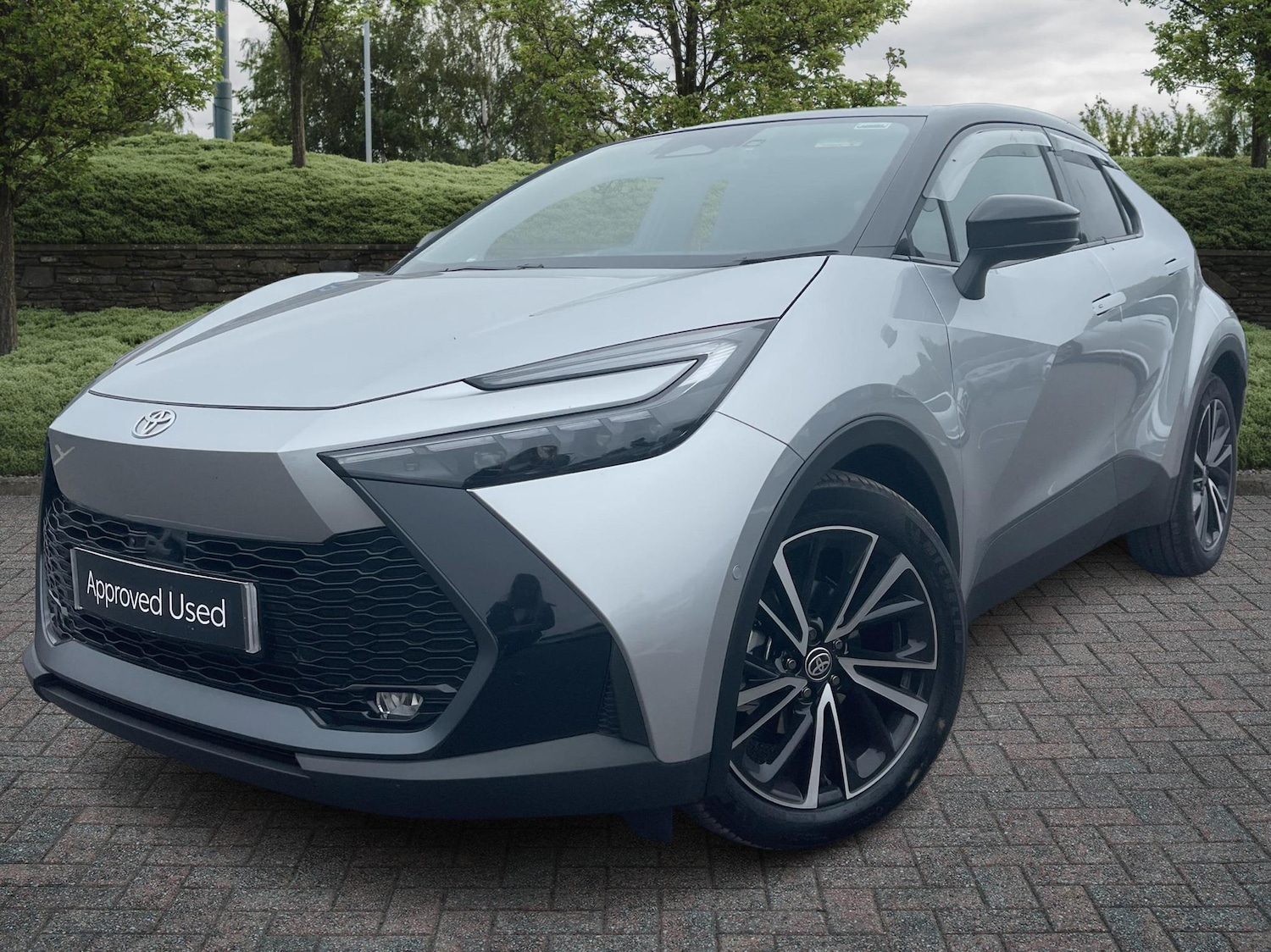 Used Toyota C-HR 2025 for sale - 76359764: Photo 3