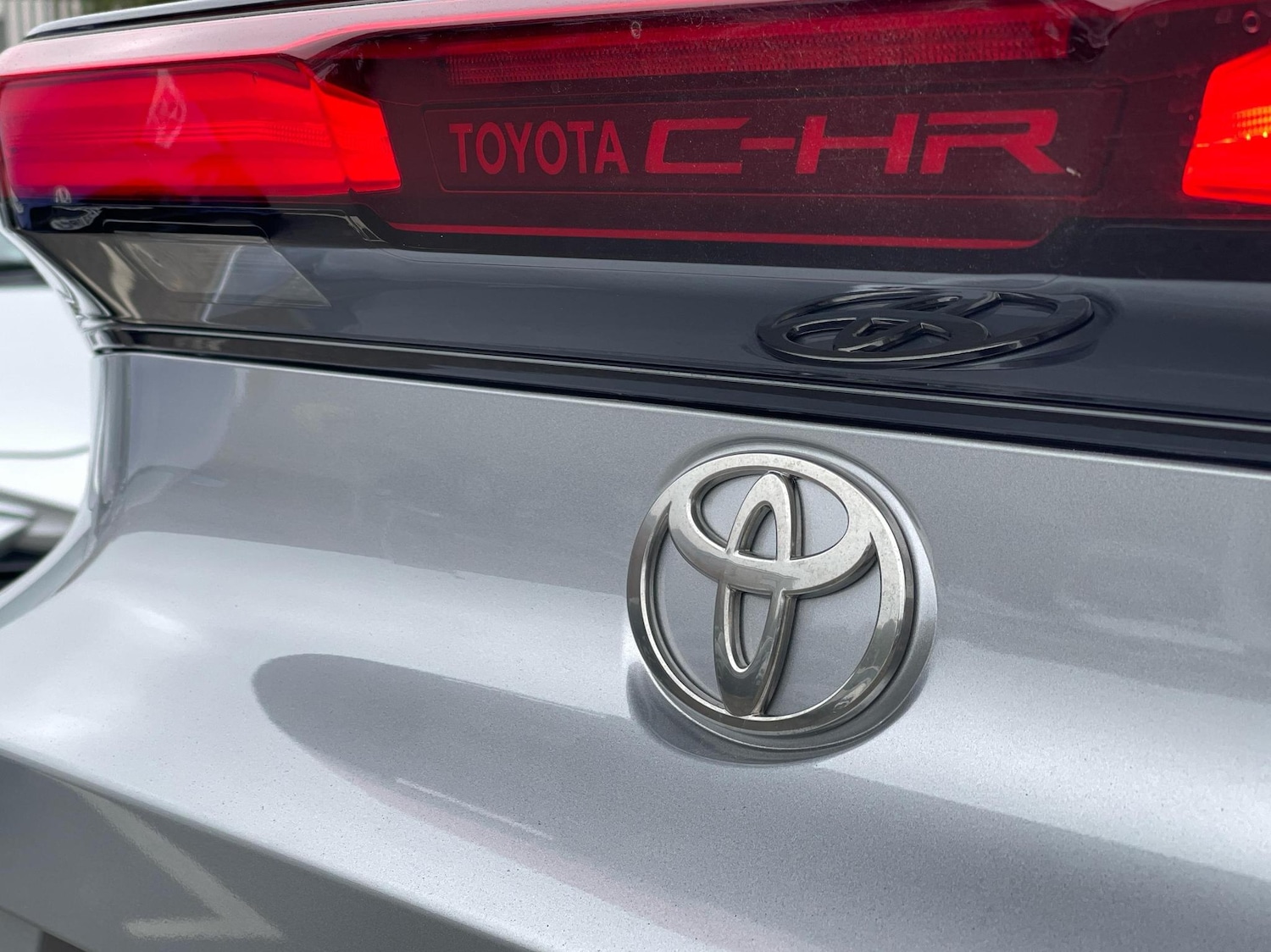 Used Toyota C-HR 2025 for sale - 76359764: Photo 30