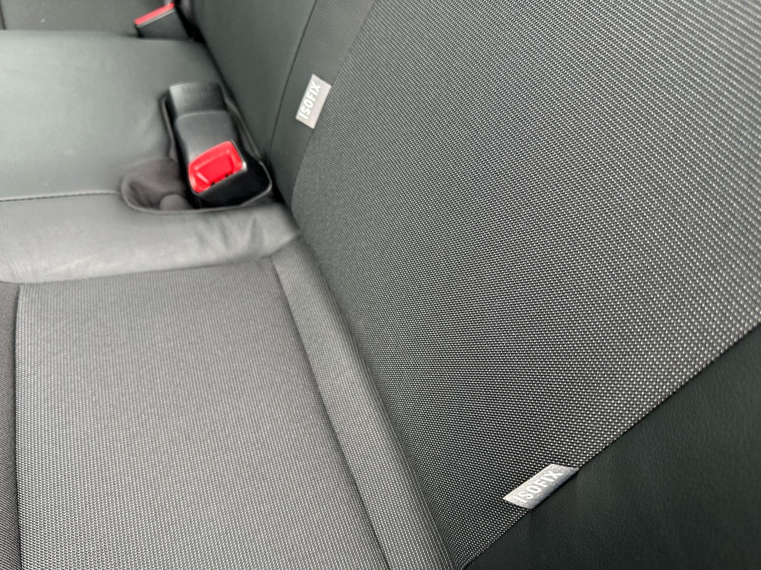 Used Toyota Yaris 2016 for sale - 76359740: Photo 28