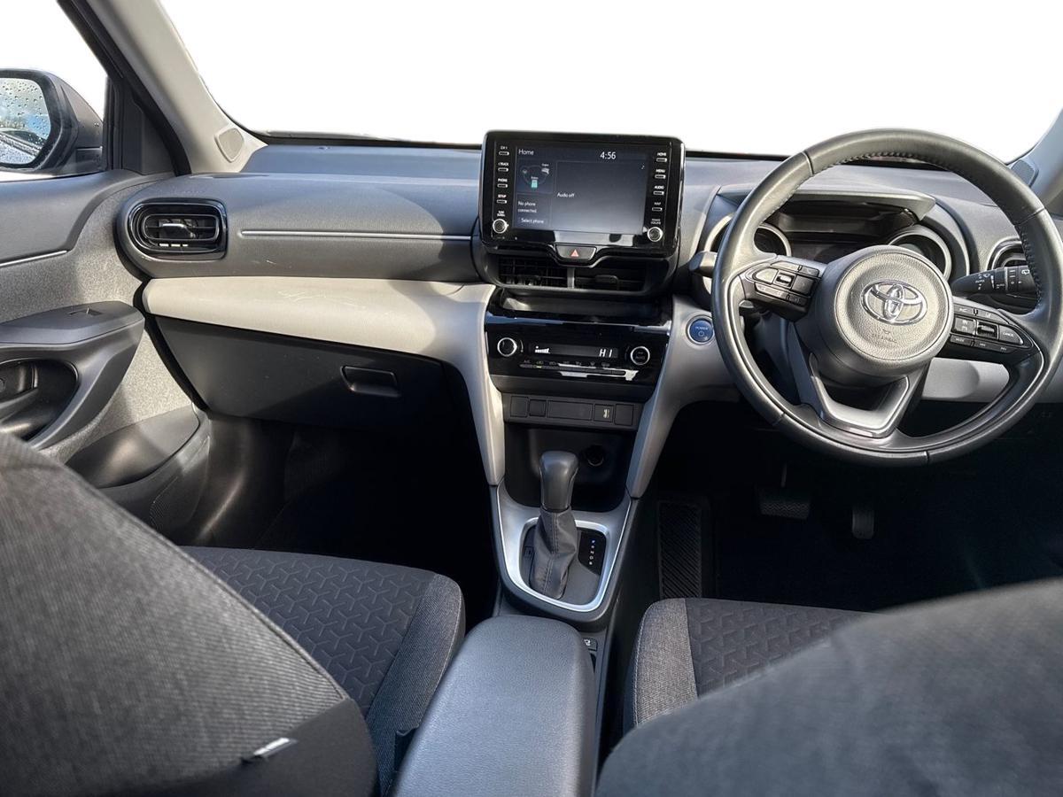 Used Toyota Yaris 2022 for sale - 76180096: Photo 8