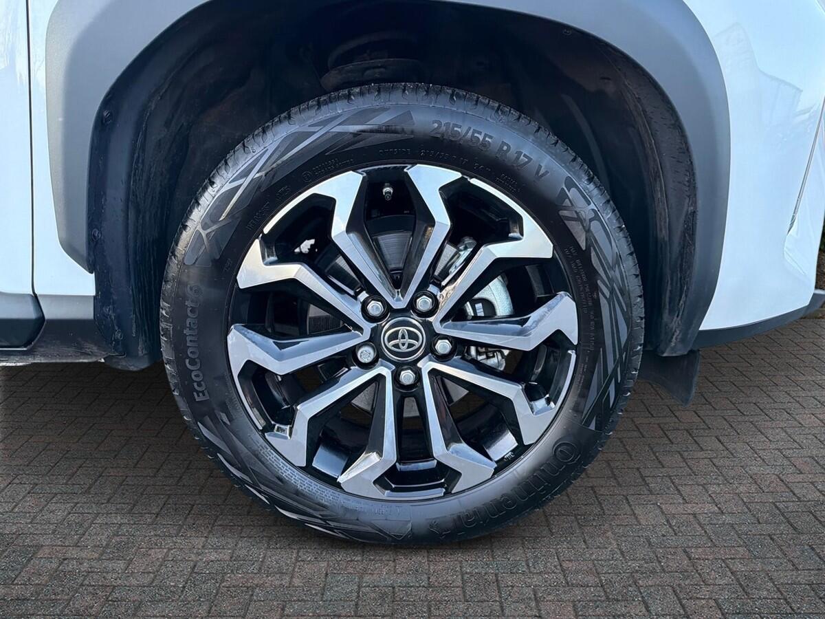 Used Toyota Yaris Cross 2025 for sale - 76800761: Photo 6