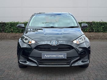 Used Toyota Yaris 2024 for sale - 79389609: Photo