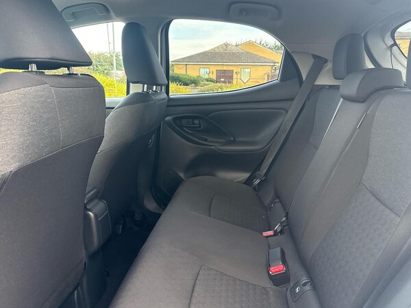 Used Toyota Yaris 2022 for sale - 76061624: Photo 12