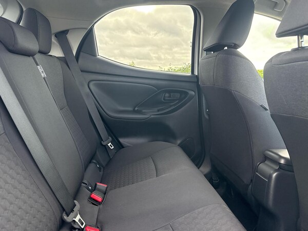 Used Toyota Yaris 2022 for sale - 76061624: Photo 13