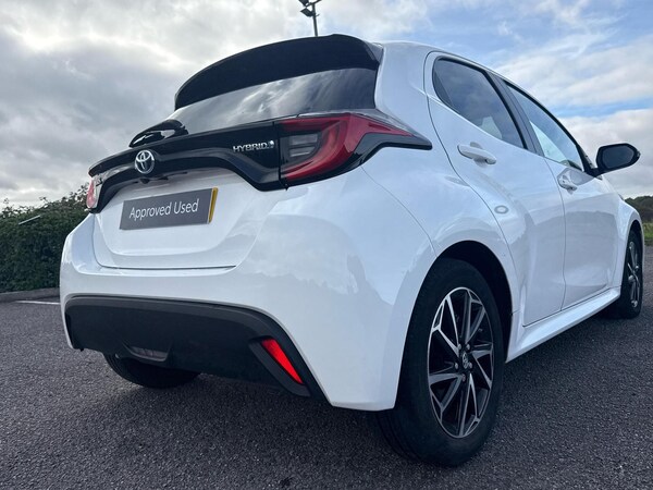 Used Toyota Yaris 2022 for sale - 76061624: Photo 24