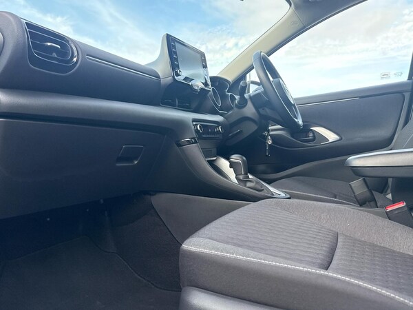 Used Toyota Yaris 2022 for sale - 76061624: Photo 28