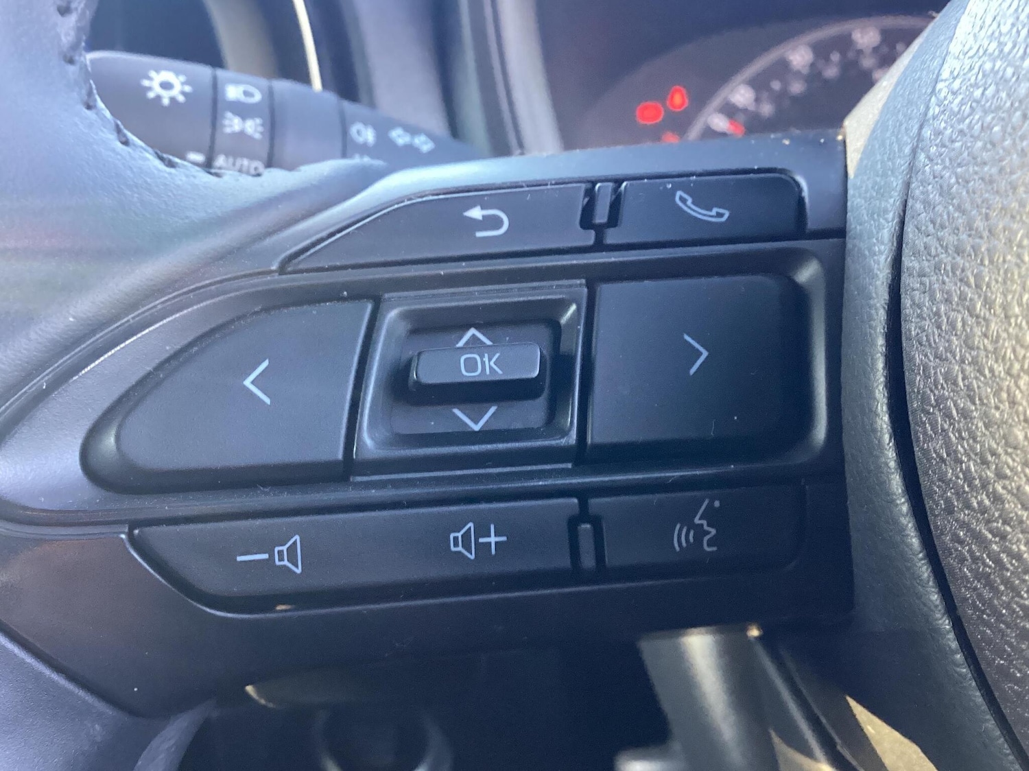 Used Toyota Aygo X 2023 for sale - 76190643: Photo 27