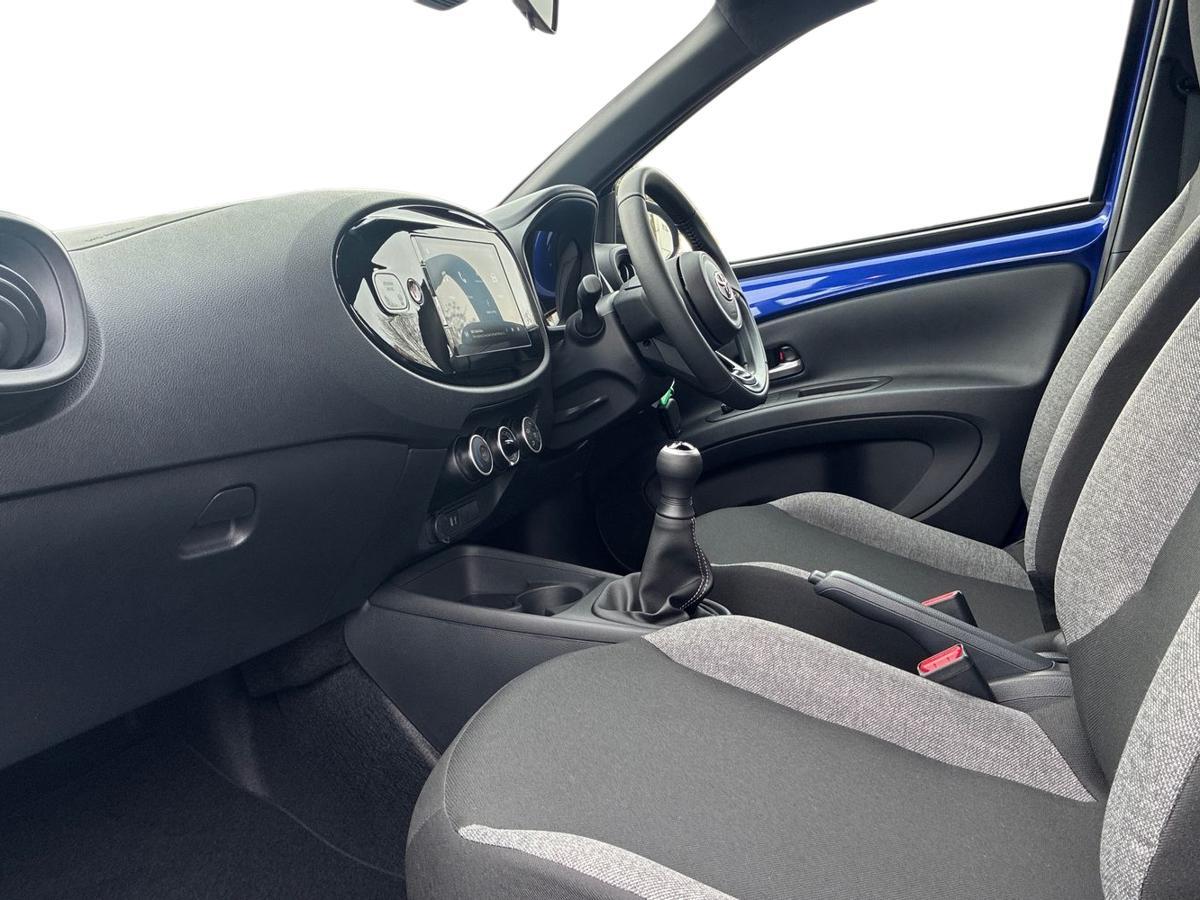 Used Toyota Aygo X 2025 for sale - 76523234: Photo 7