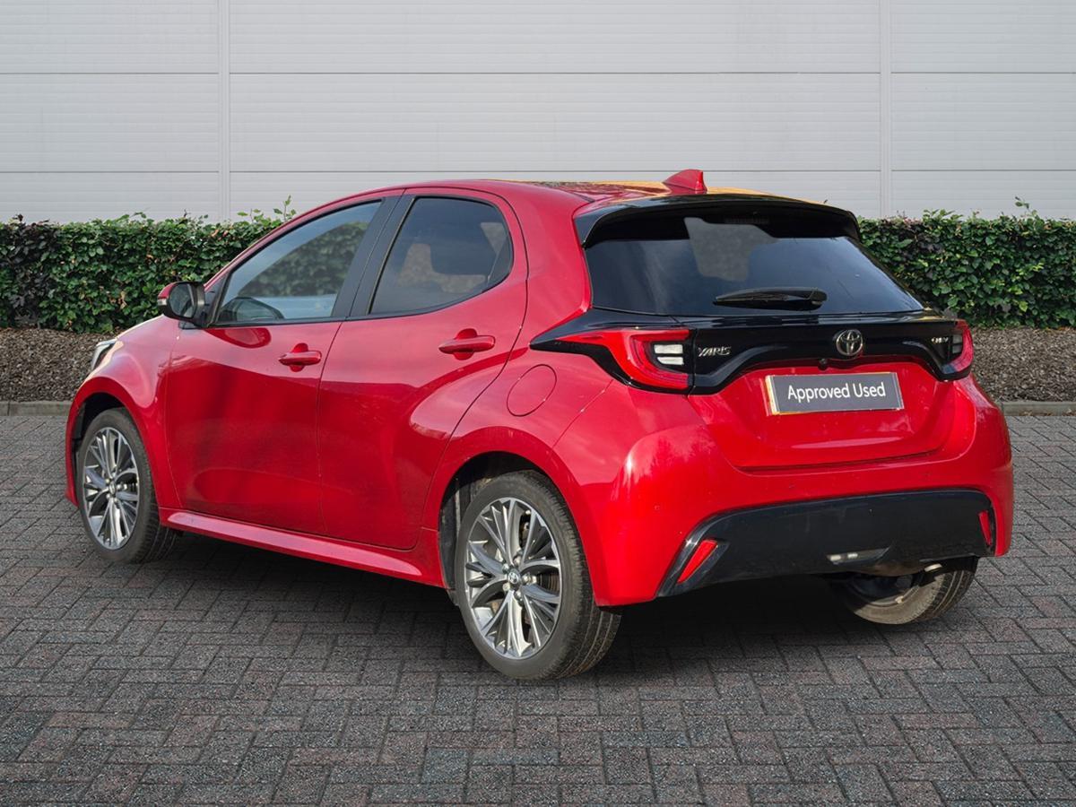 Used Toyota Yaris 2024 for sale - 77332546: Photo 2