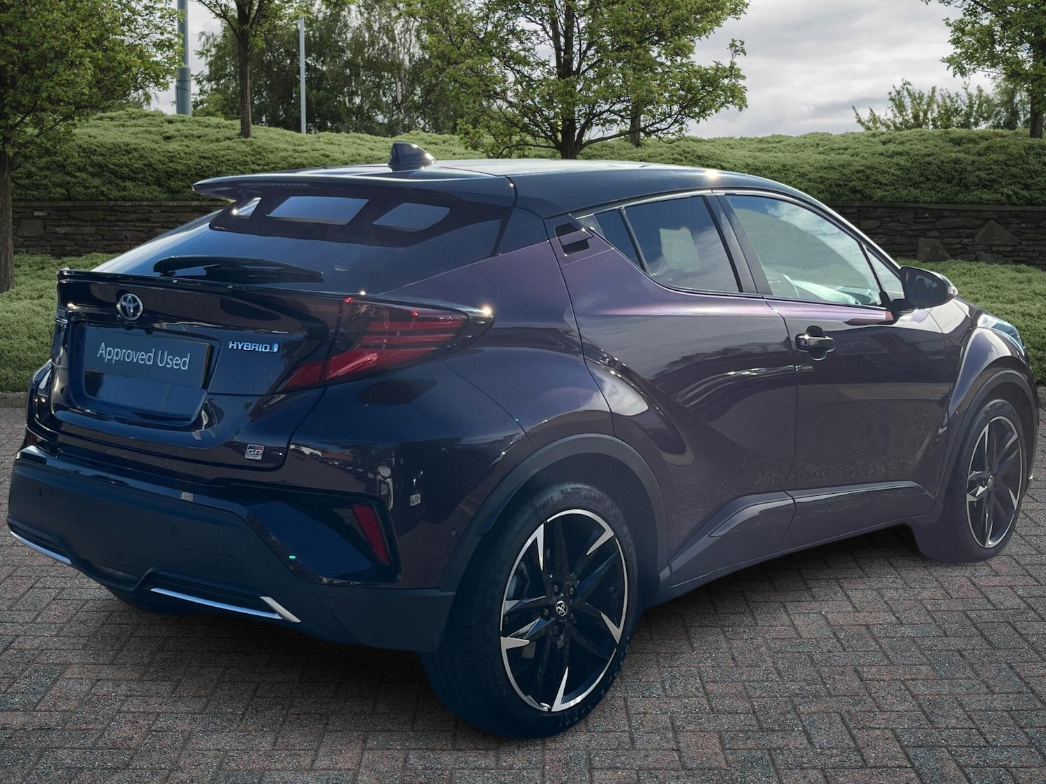 Used Toyota C-HR 2023 for sale - 75992359: Photo 2