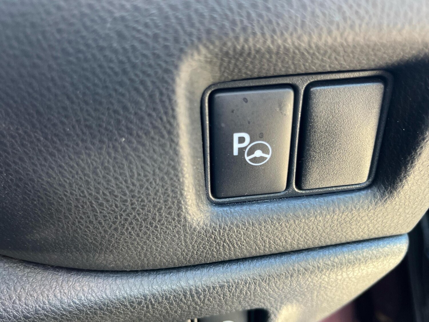 Used Toyota C-HR 2023 for sale - 75992359: Photo 27
