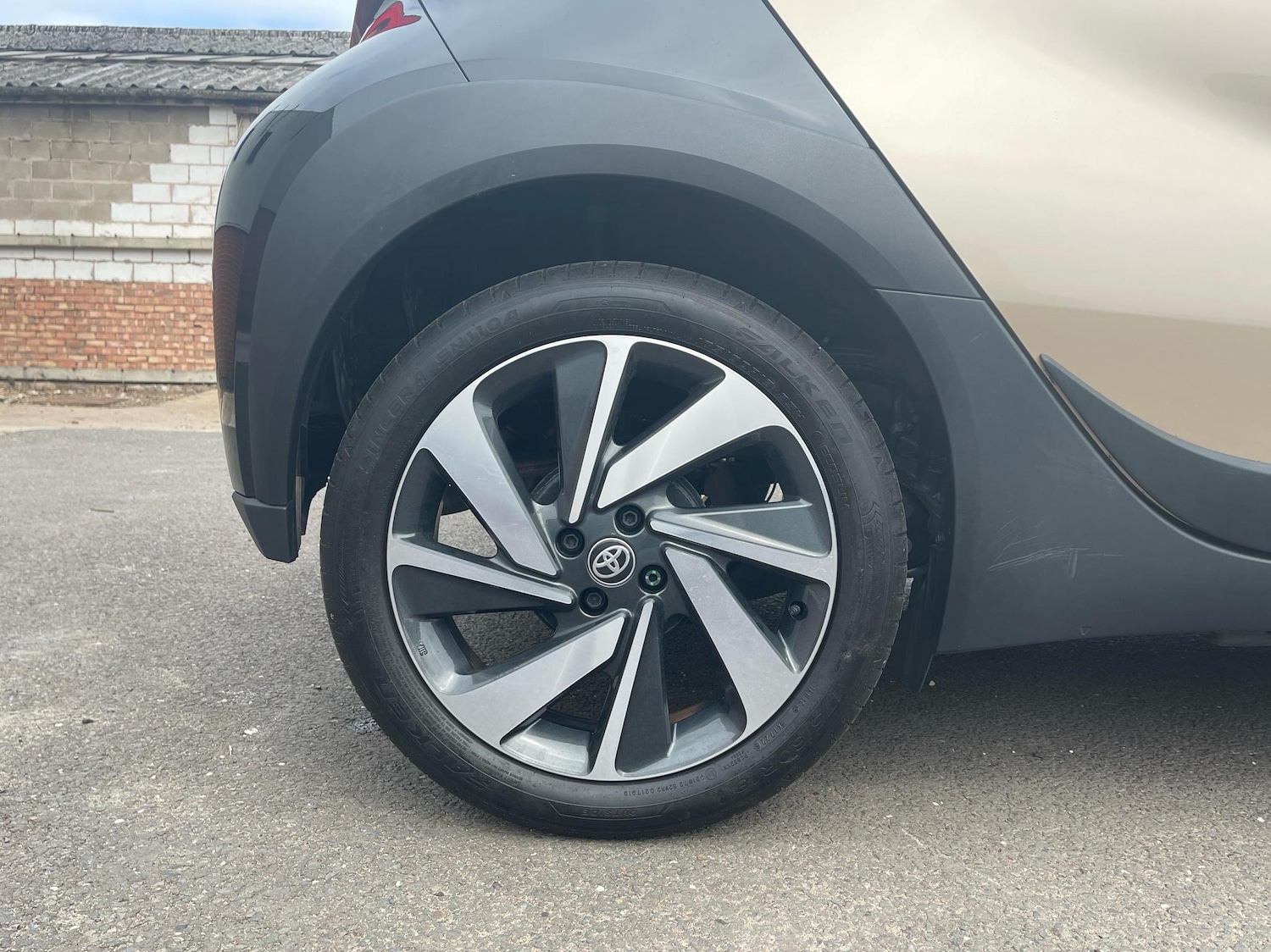 Used Toyota Aygo X 2022 for sale - 76372354: Photo 18