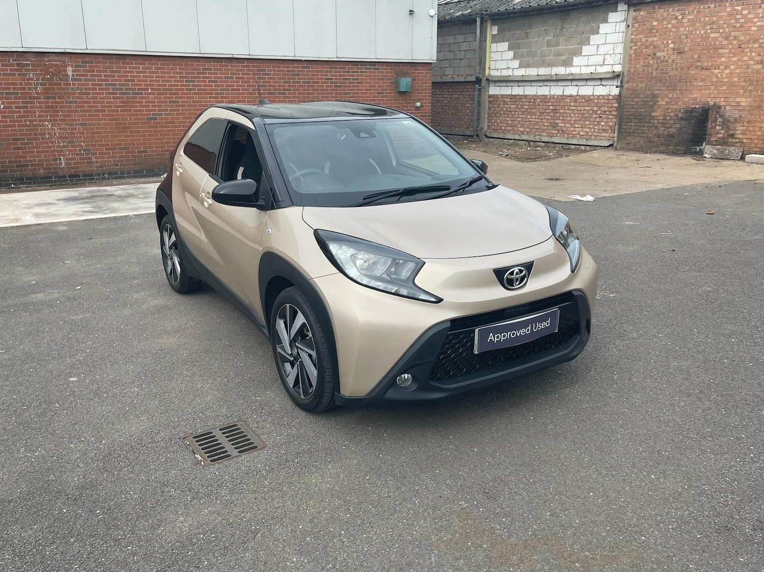 Used Toyota Aygo X 2022 for sale - 76372354: Photo 29