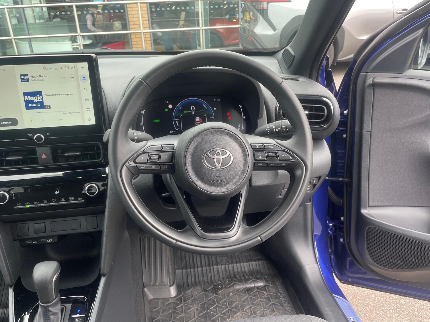 Used Toyota Yaris 2025 for sale - 76139805: Photo 6