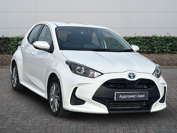 Used Toyota Yaris 2023 for sale - 78036204: Photo