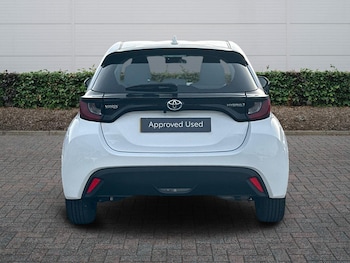 Used Toyota Yaris 2023 for sale - 78036204: Photo