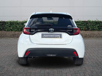 Used Toyota Yaris 2023 for sale - 78797936: Photo