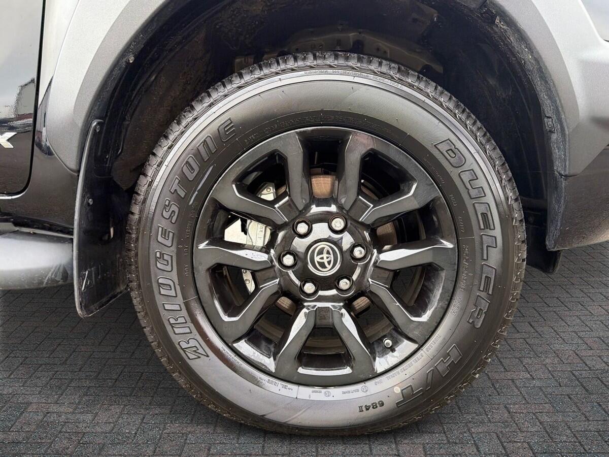 Used Toyota Hilux 2025 for sale - 77013556: Photo 6