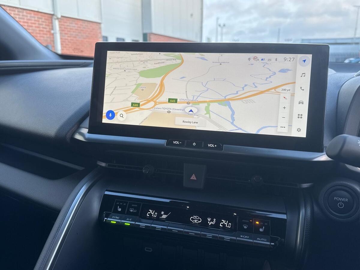 Used Toyota C-HR 2025 for sale - 76523242: Photo 11