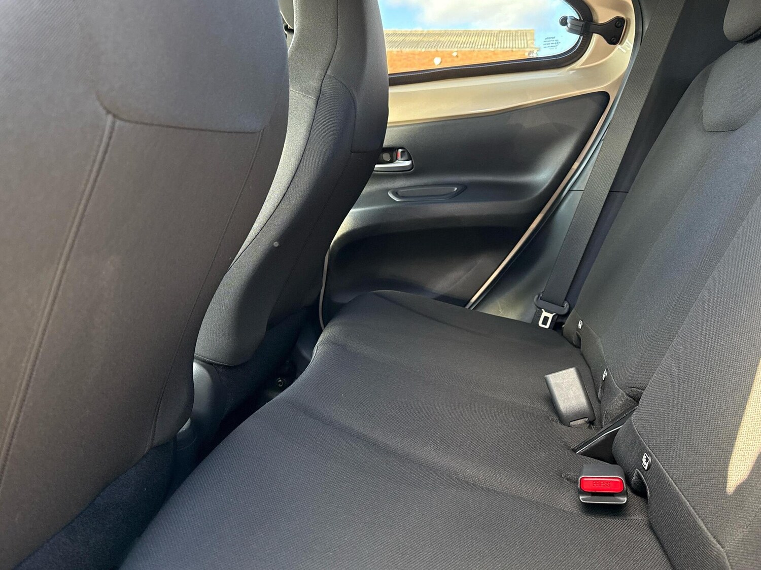 Used Toyota Aygo X 2022 for sale - 76441755: Photo 12