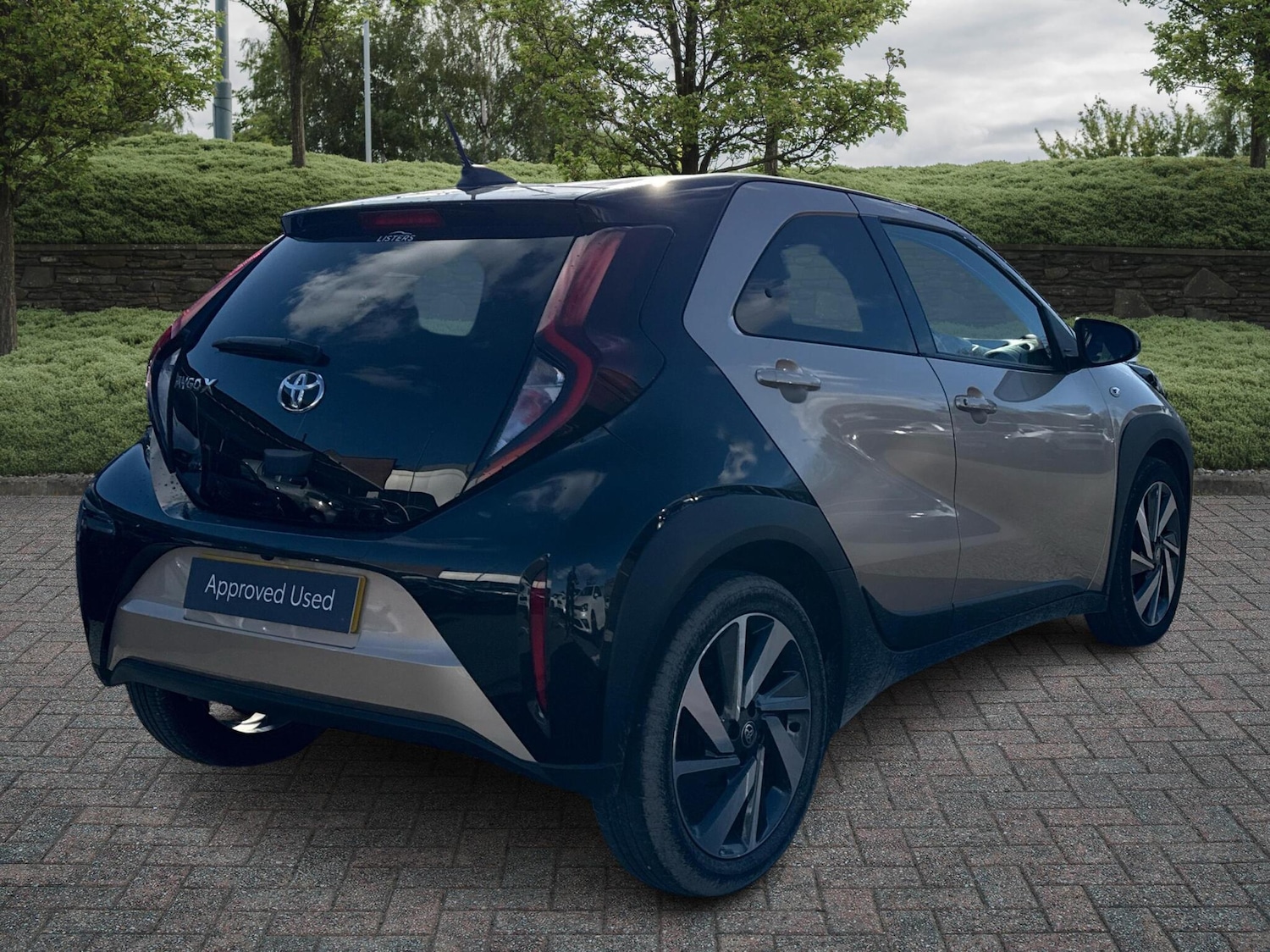 Used Toyota Aygo X 2022 for sale - 76441755: Photo 2