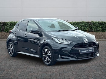 Used Toyota Yaris 2024 for sale - 78102558: Photo