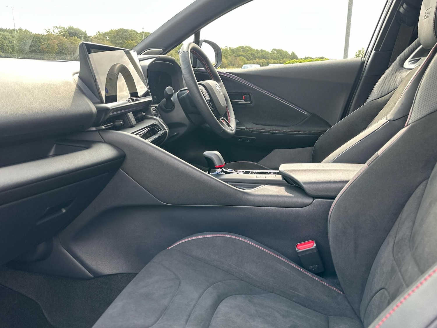 Used Toyota C-HR 2024 for sale - 77157509: Photo 10