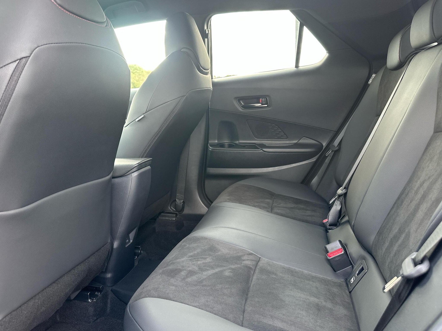 Used Toyota C-HR 2024 for sale - 77157509: Photo 12