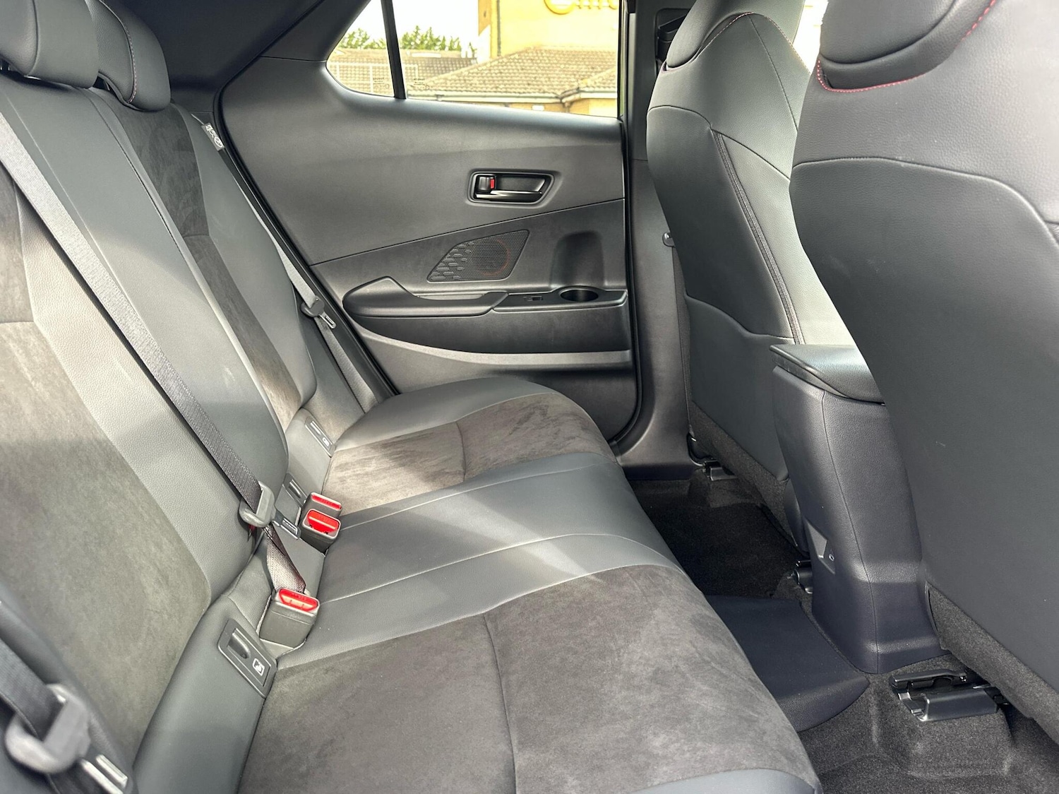 Used Toyota C-HR 2024 for sale - 77157509: Photo 13