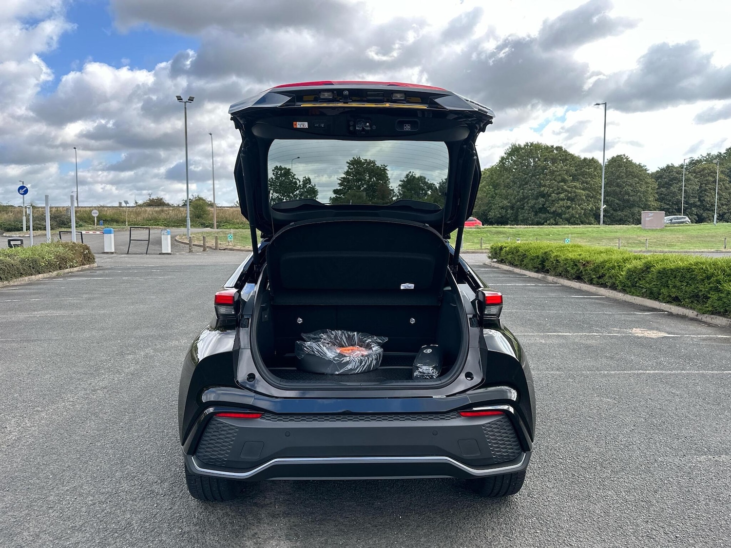 Used Toyota C-HR 2024 for sale - 77157509: Photo 14