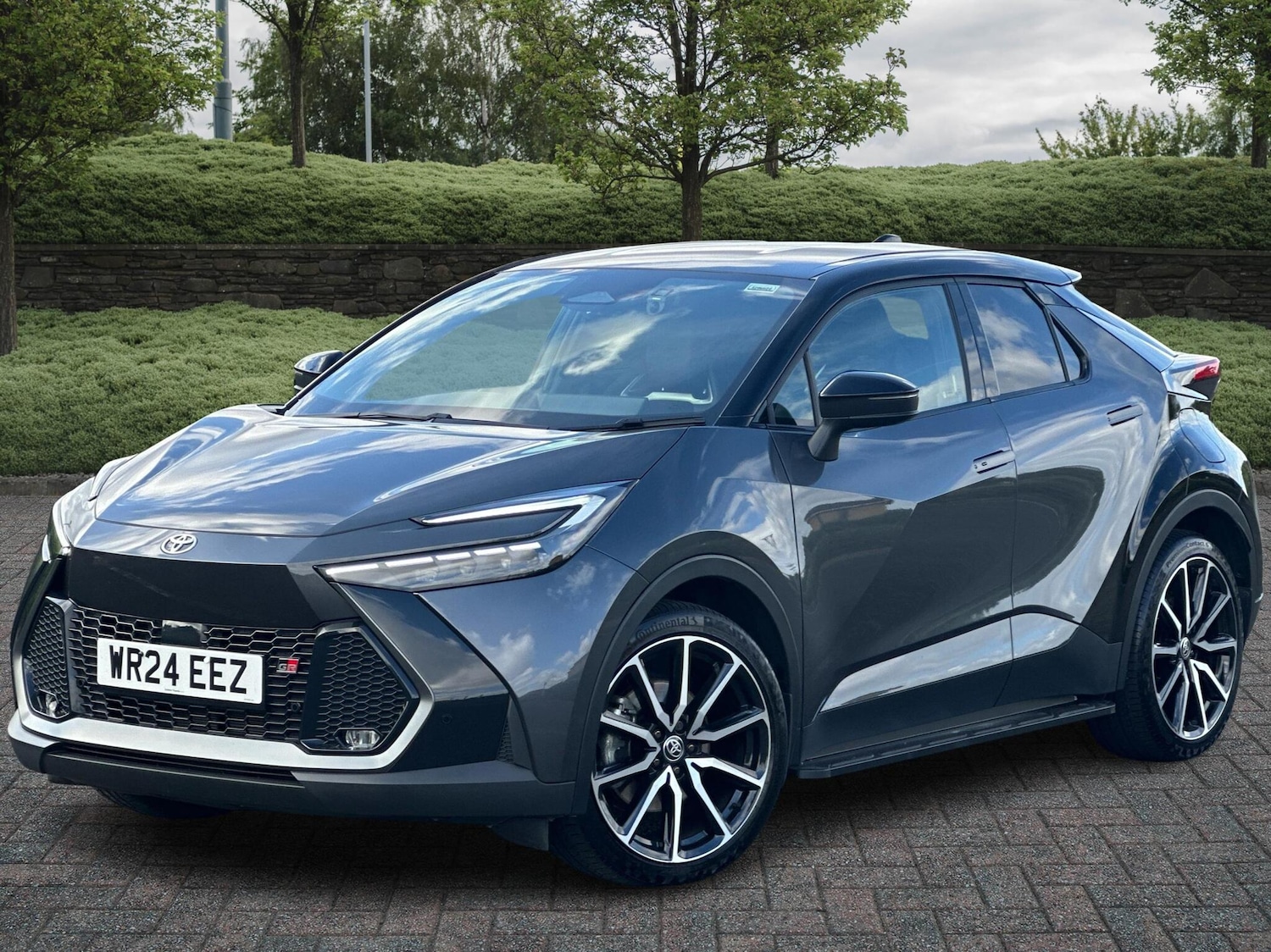 Used Toyota C-HR 2024 for sale - 77157509: Photo 3