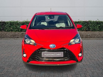 Used Toyota Yaris 2018 for sale - 76692735: Photo
