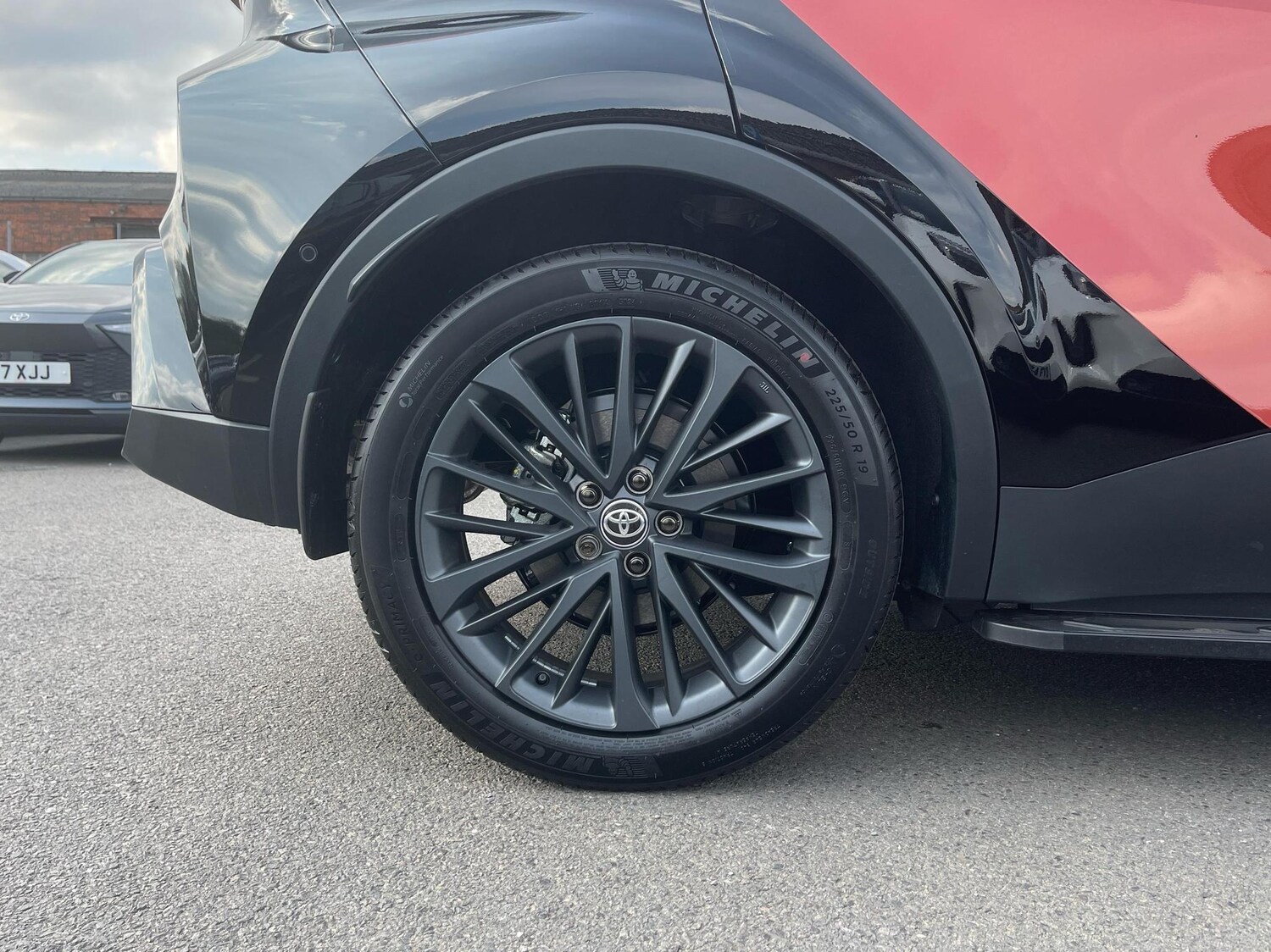 Used Toyota C-HR 2025 for sale - 77587935: Photo 18