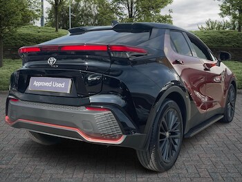 Used Toyota C-HR 2025 for sale - 77587935: Photo