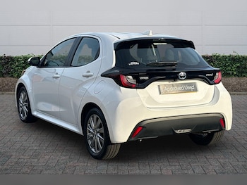 Used Toyota Yaris 2022 for sale - 77941486: Photo
