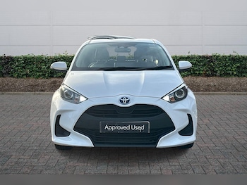 Used Toyota Yaris 2022 for sale - 77941486: Photo