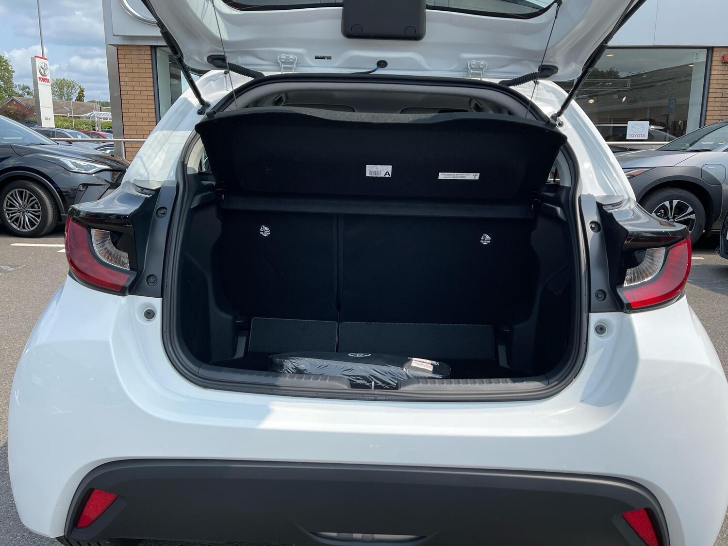 Vehicle 14