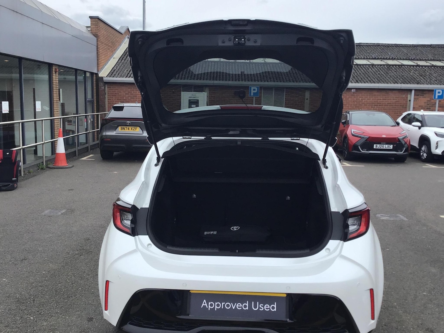 Used Toyota Corolla 2024 for sale - 76271515: Photo 14