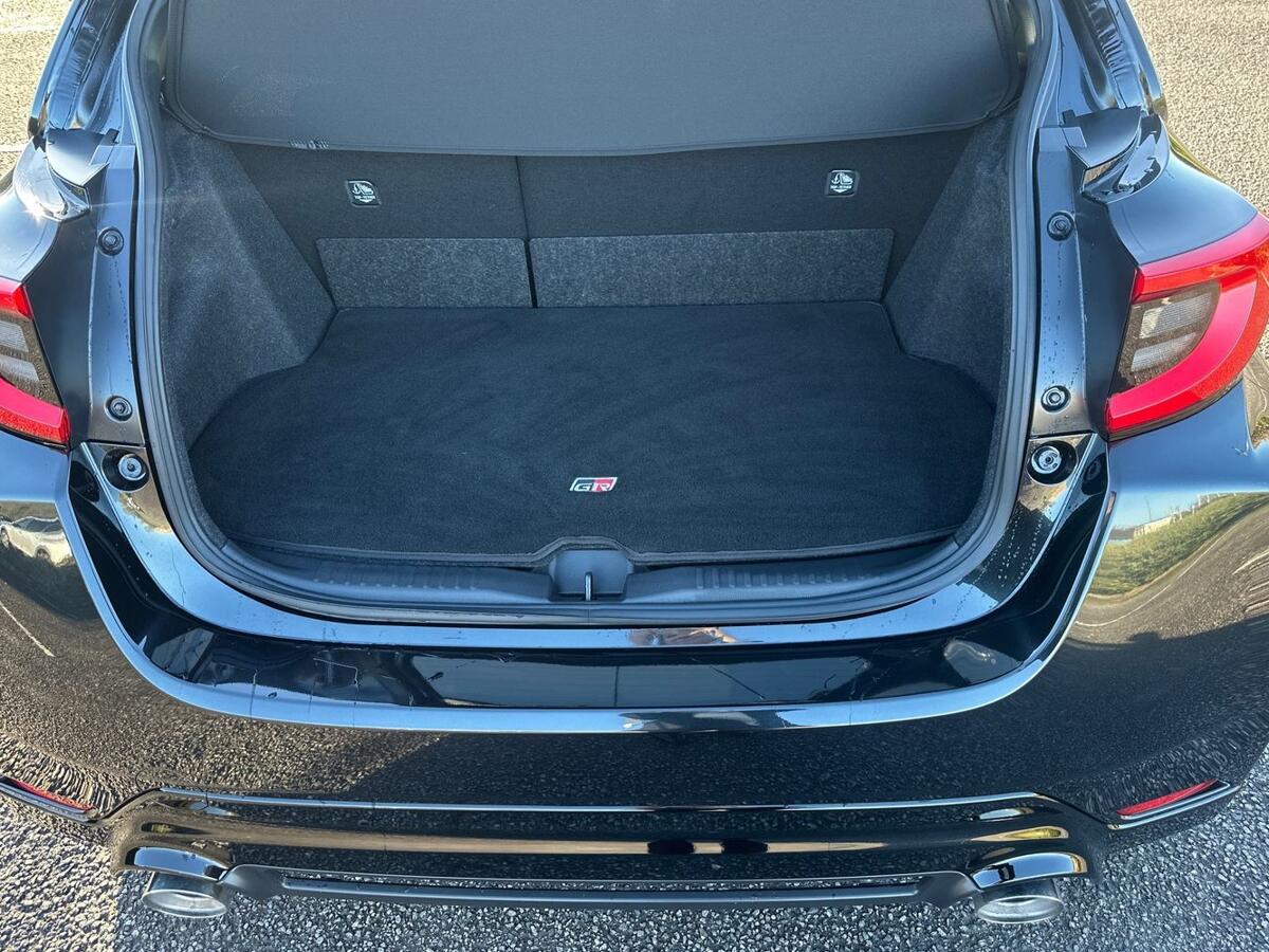 Used Toyota Yaris 2024 for sale - 76800533: Photo 10