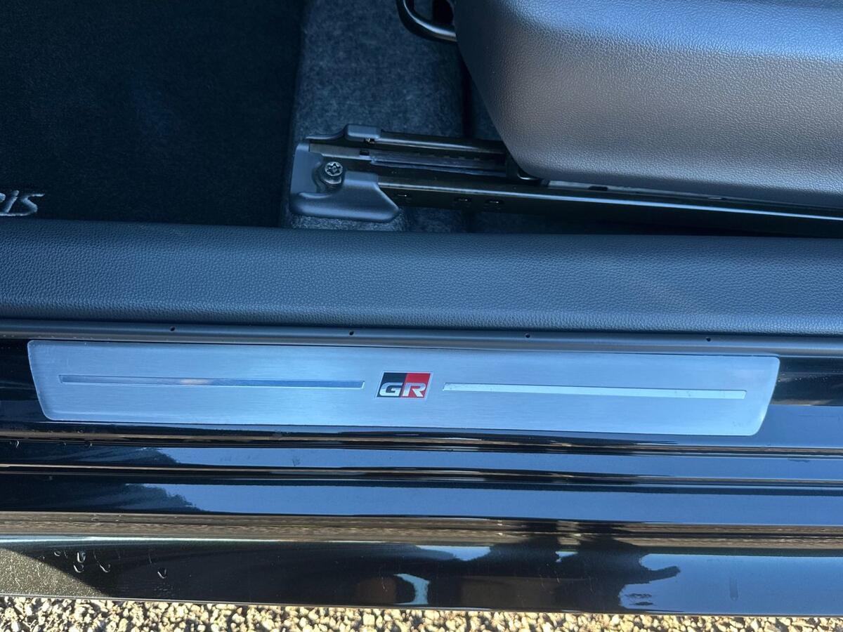 Used Toyota Yaris 2024 for sale - 76800533: Photo 14