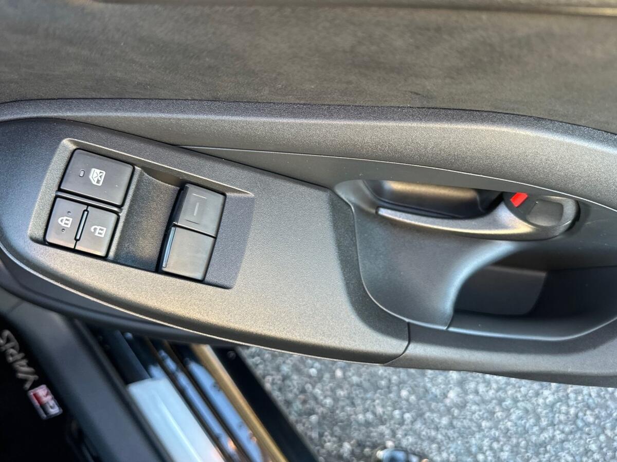 Used Toyota Yaris 2024 for sale - 76800533: Photo 15