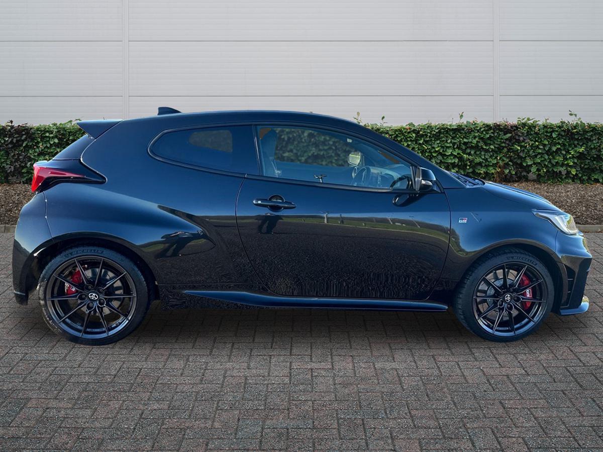 Used Toyota Yaris 2024 for sale - 76800533: Photo 5