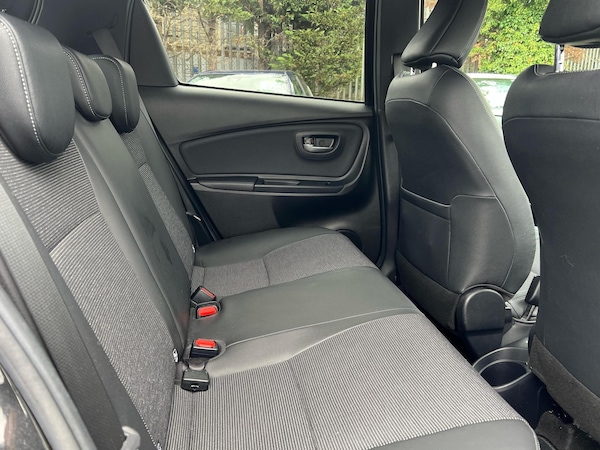 Used Toyota Yaris 2019 for sale - 76271514: Photo 13