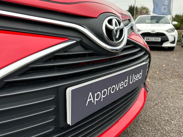Used Toyota Yaris 2015 for sale - 76241226: Photo 21