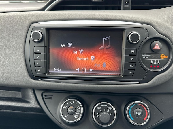 Used Toyota Yaris 2015 for sale - 76241226: Photo 7