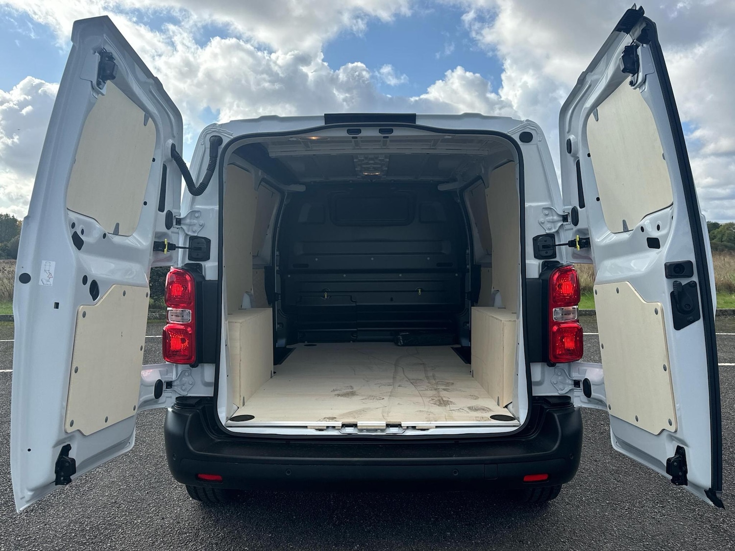 Used Toyota ProAce 2024 for sale - 78136892: Photo 14