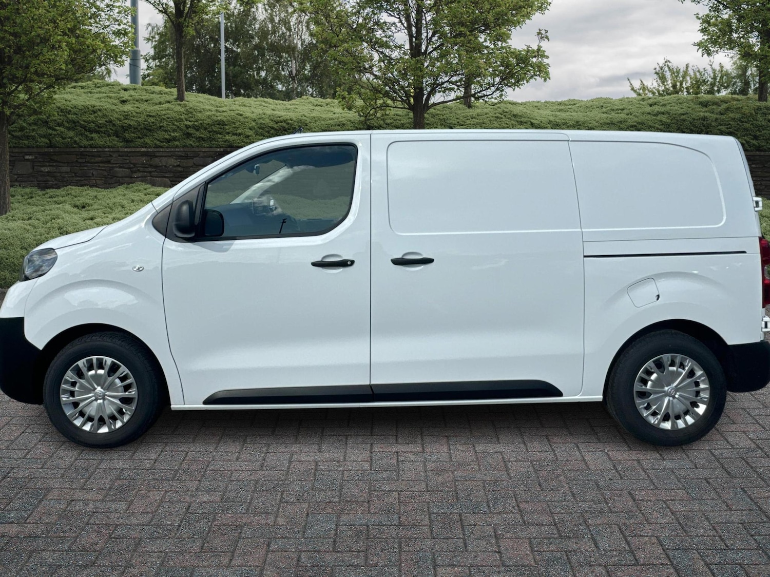 Used Toyota ProAce 2024 for sale - 78136892: Photo 17