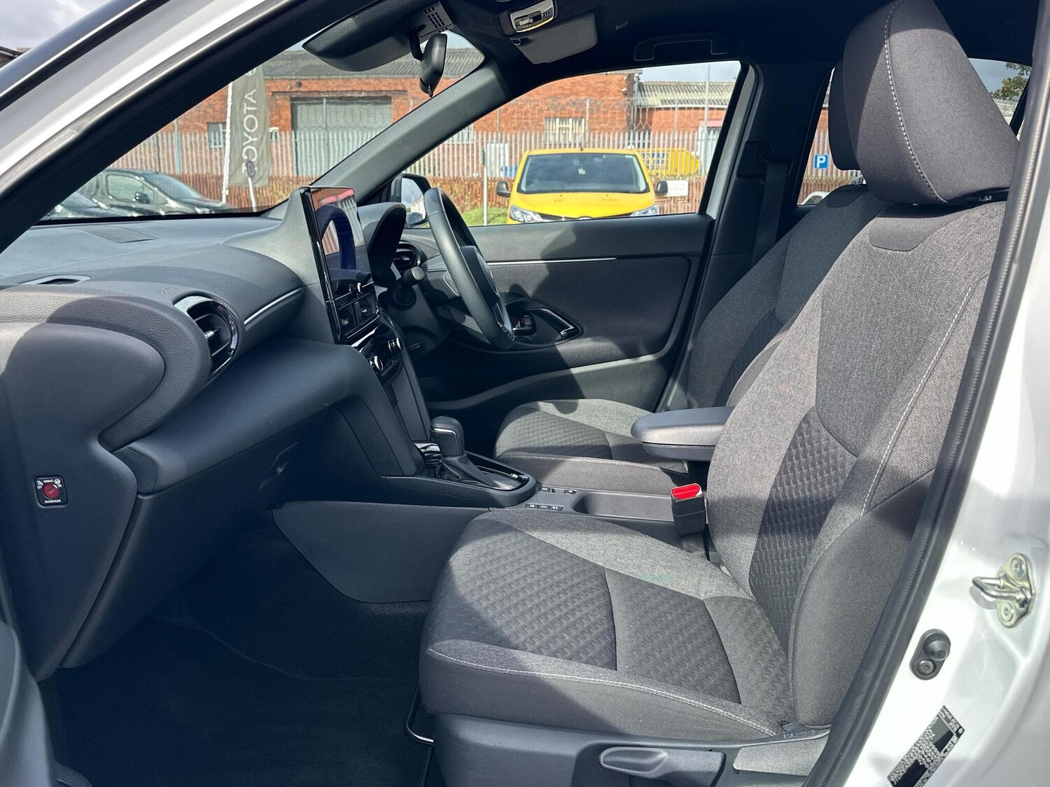 Used Toyota Yaris 2024 for sale - 76176087: Photo 10