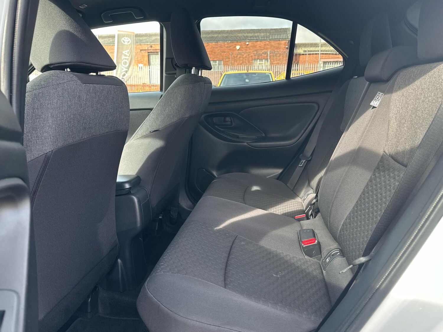 Used Toyota Yaris 2024 for sale - 76176087: Photo 12