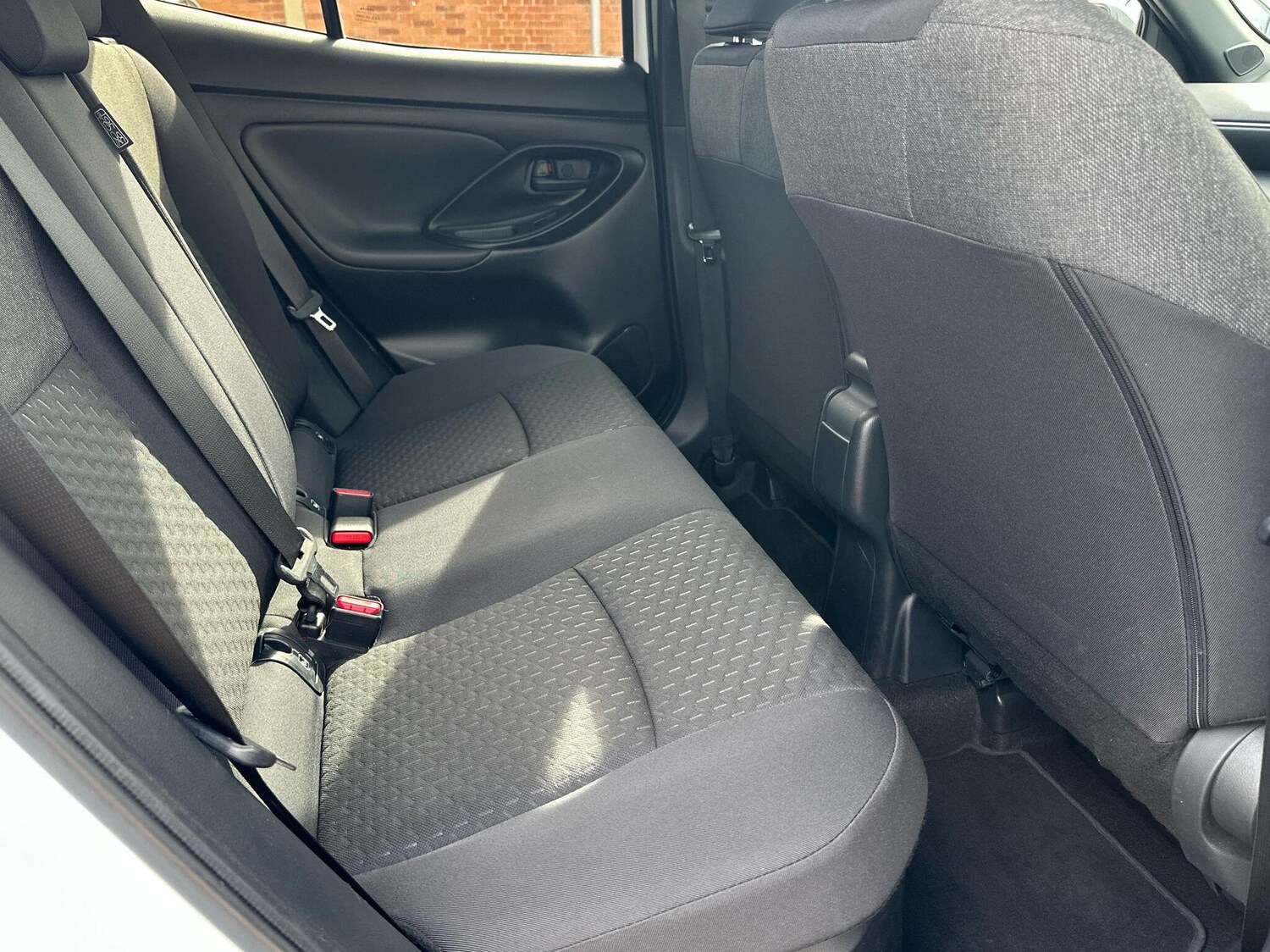 Used Toyota Yaris 2024 for sale - 76176087: Photo 13